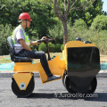 Rouler sur un mini rouleau vibrant automoteur (FYL-850)